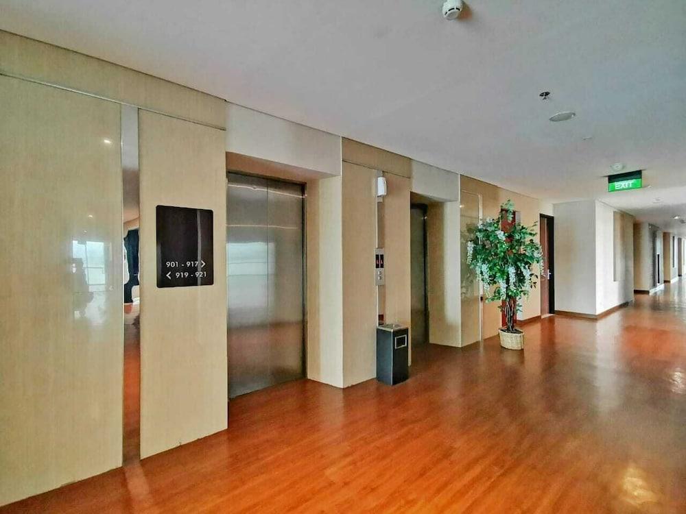 Pasar Baru Square Hotel בנדונג מראה חיצוני תמונה