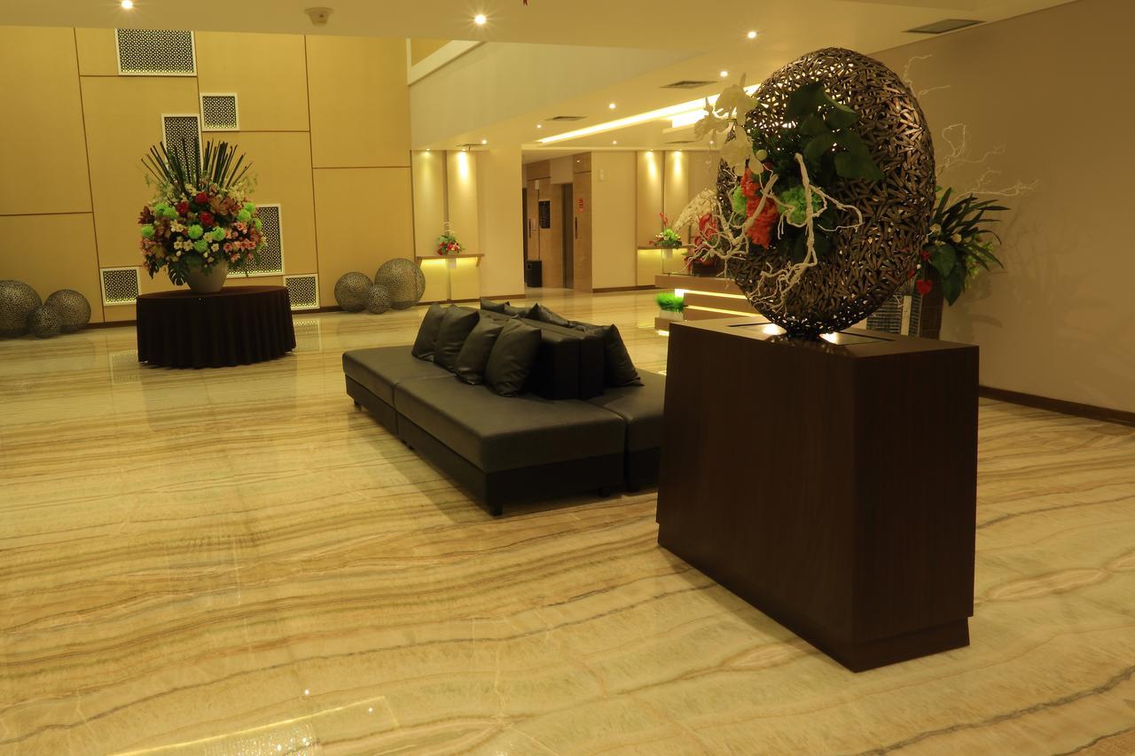 Pasar Baru Square Hotel בנדונג מראה חיצוני תמונה