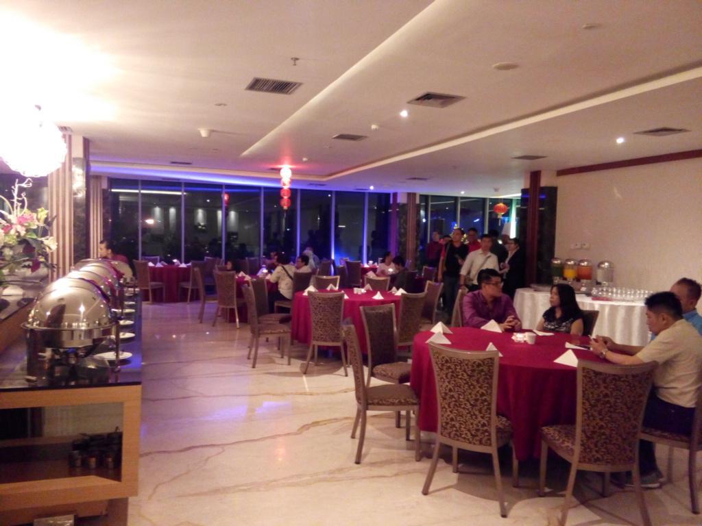 Pasar Baru Square Hotel בנדונג מראה חיצוני תמונה