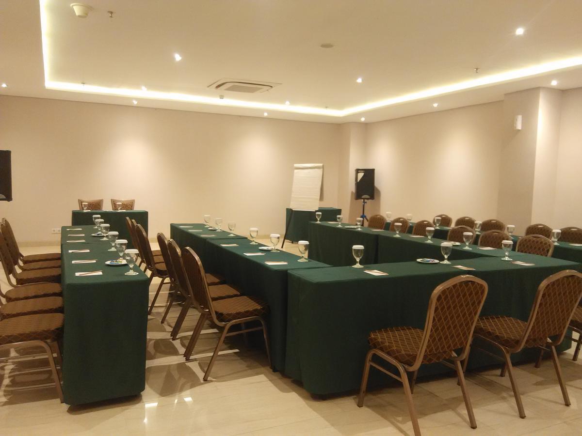 Pasar Baru Square Hotel בנדונג מראה חיצוני תמונה