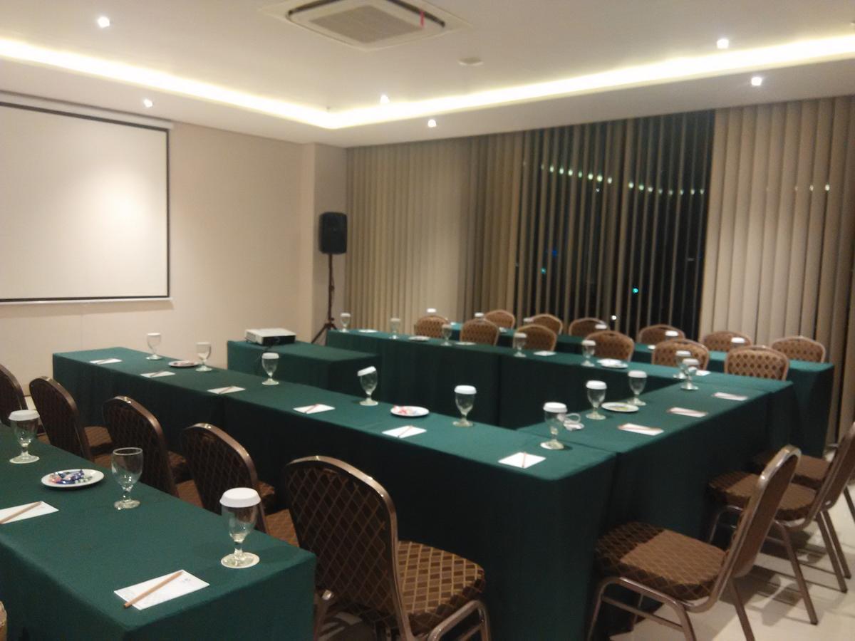 Pasar Baru Square Hotel בנדונג מראה חיצוני תמונה