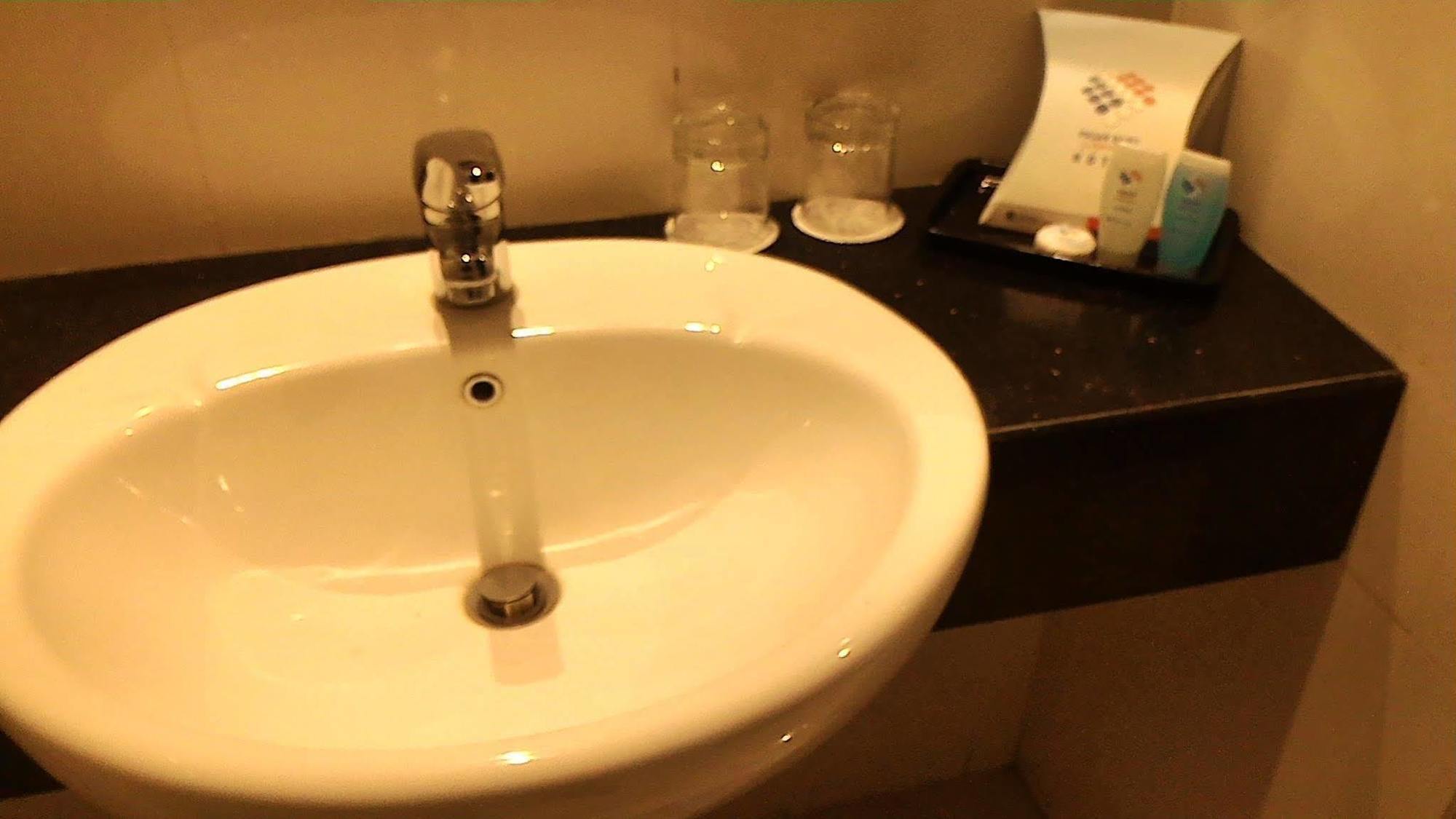 Pasar Baru Square Hotel בנדונג מראה חיצוני תמונה